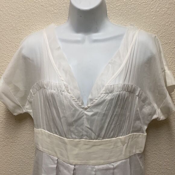 Amelia Toro White and Cream Dress Size 10 - Picture 4 of 7